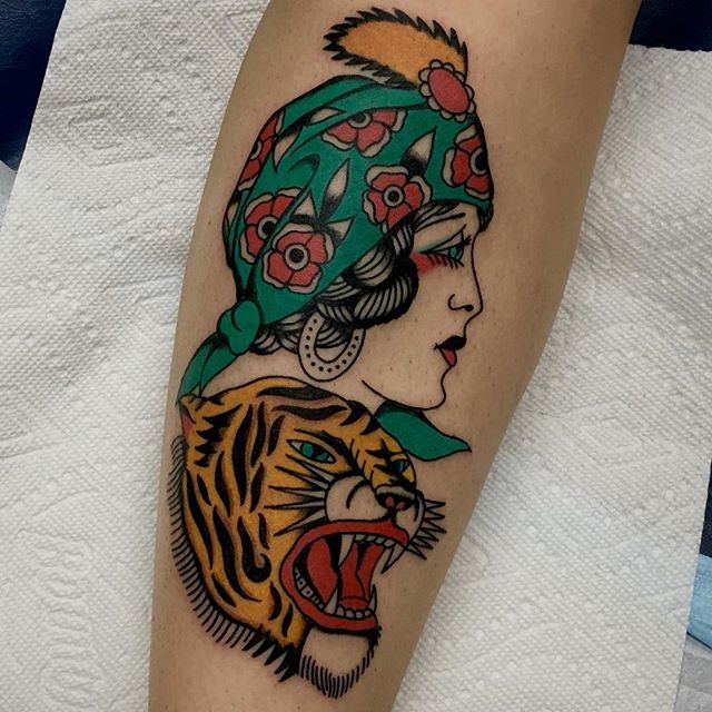 33880623_206762056803714_3712999386305789952_n