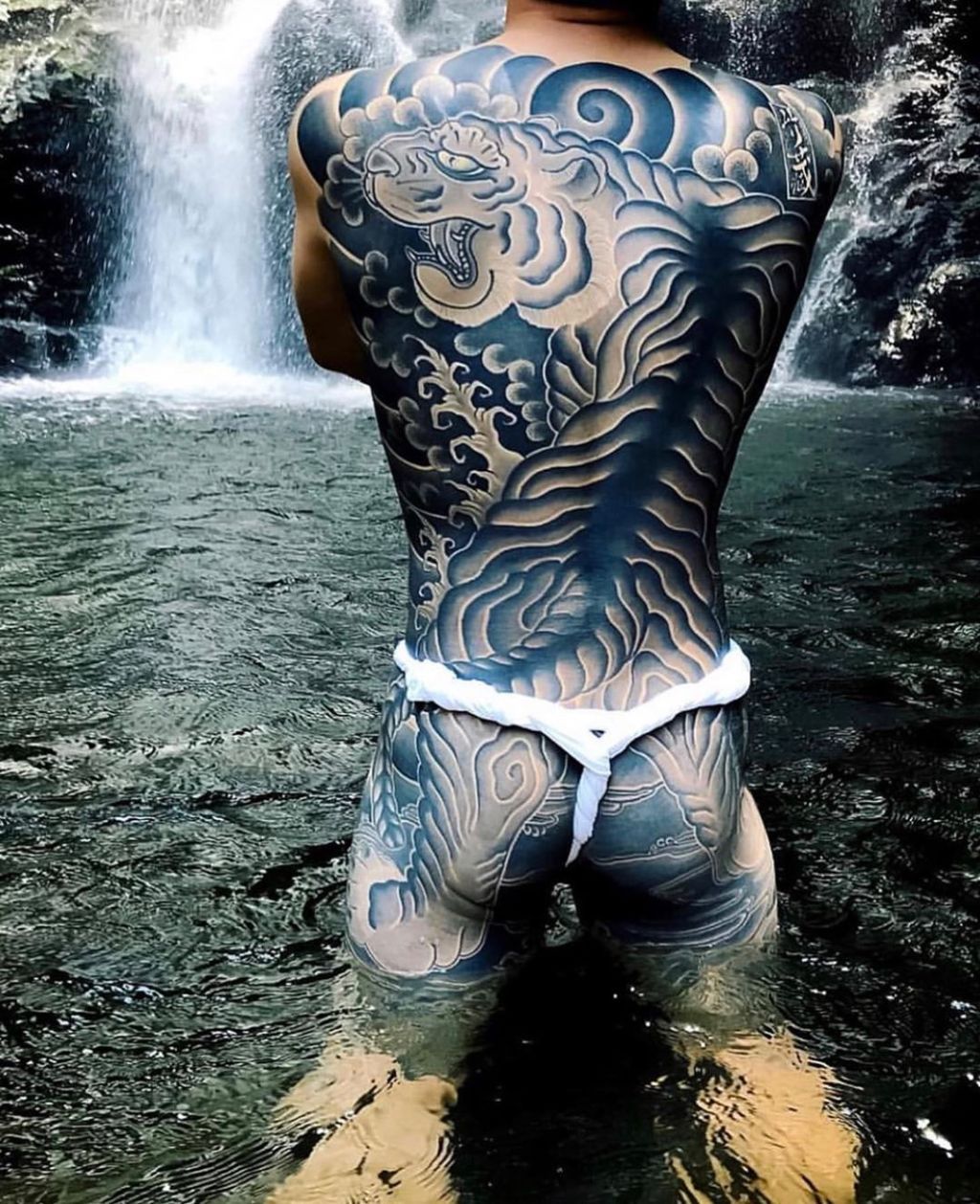 Japanese Blackwork Tattoos: